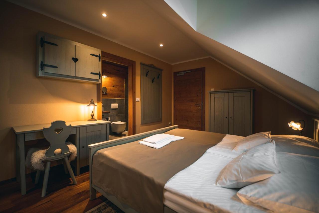 Hotel Zamorc Skofja Loka Luaran gambar