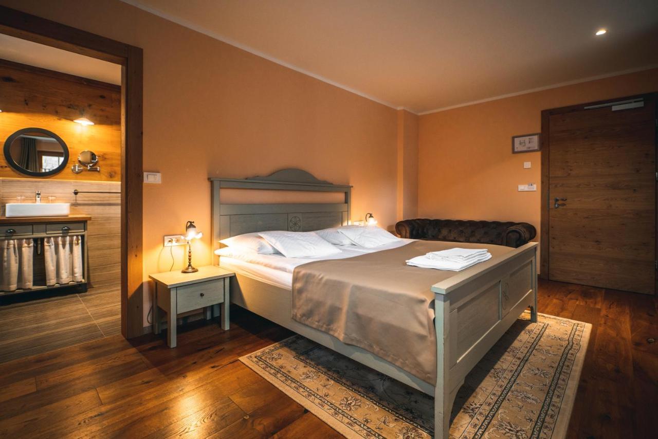 Hotel Zamorc Skofja Loka Luaran gambar