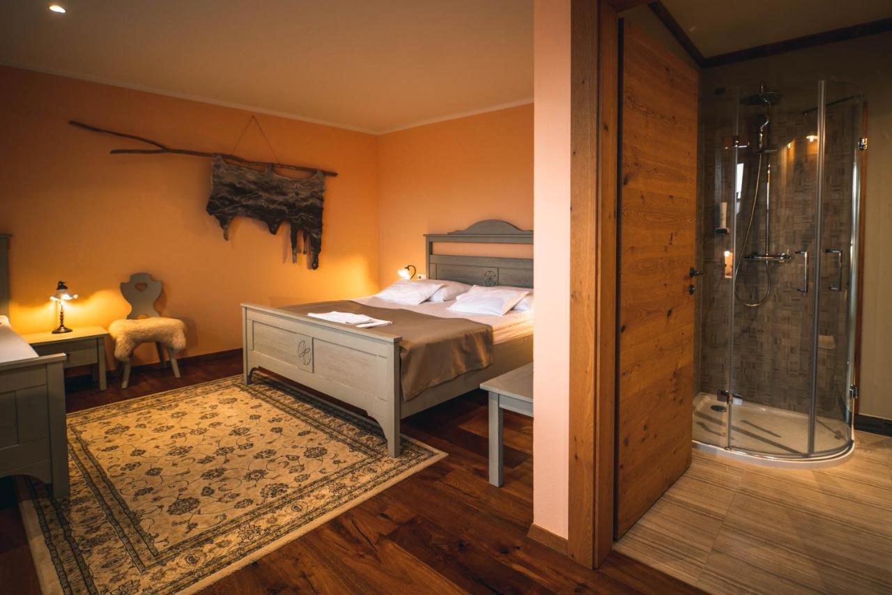 Hotel Zamorc Skofja Loka Luaran gambar