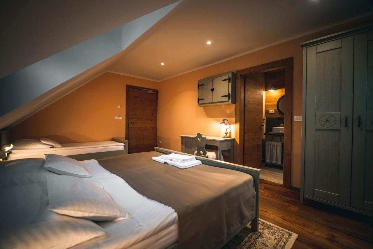 Hotel Zamorc Skofja Loka Luaran gambar
