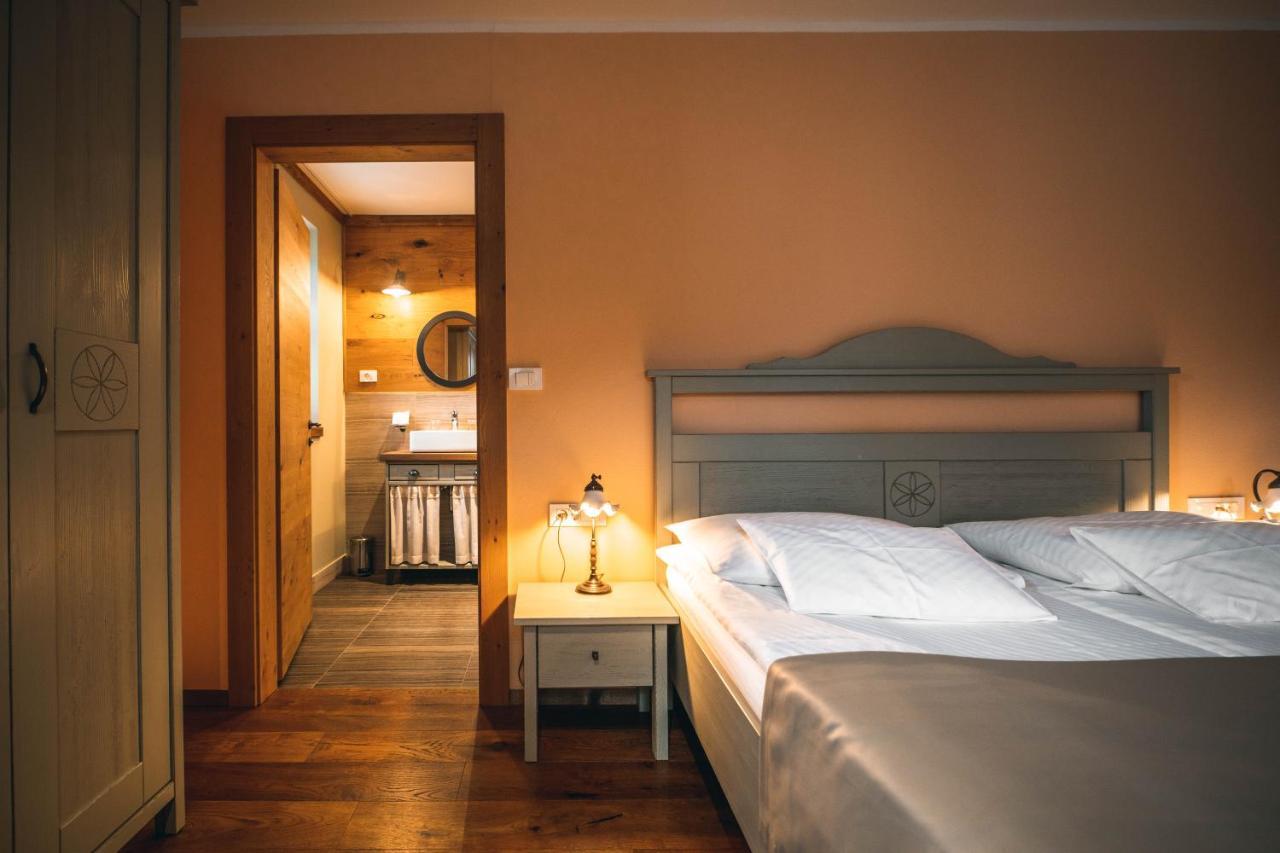 Hotel Zamorc Skofja Loka Luaran gambar