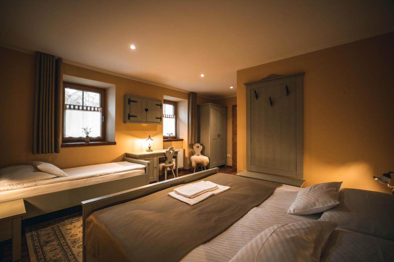 Hotel Zamorc Skofja Loka Luaran gambar