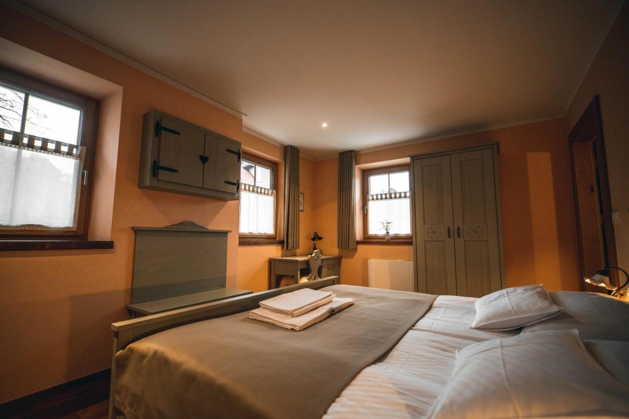 Hotel Zamorc Skofja Loka Luaran gambar